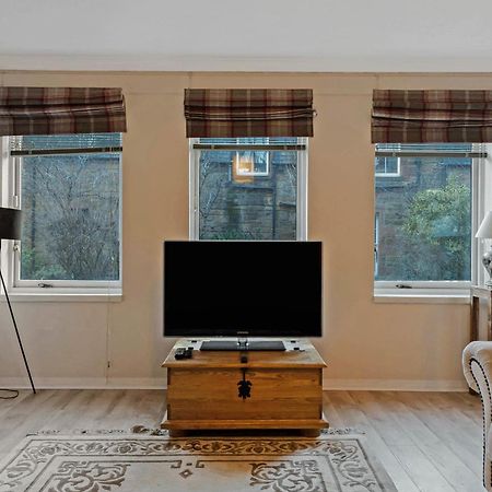 Elegant & Unique Getaway - Spacious 3 Bedroom, 2 Bathroom City Centre Apartment - Free Allocated Parking. Единбург Екстер'єр фото